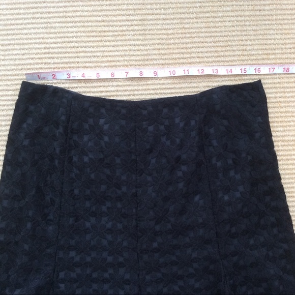 Talbots Black Floral Lace A-Line Skirt - Size 12 - Picture 3 of 9